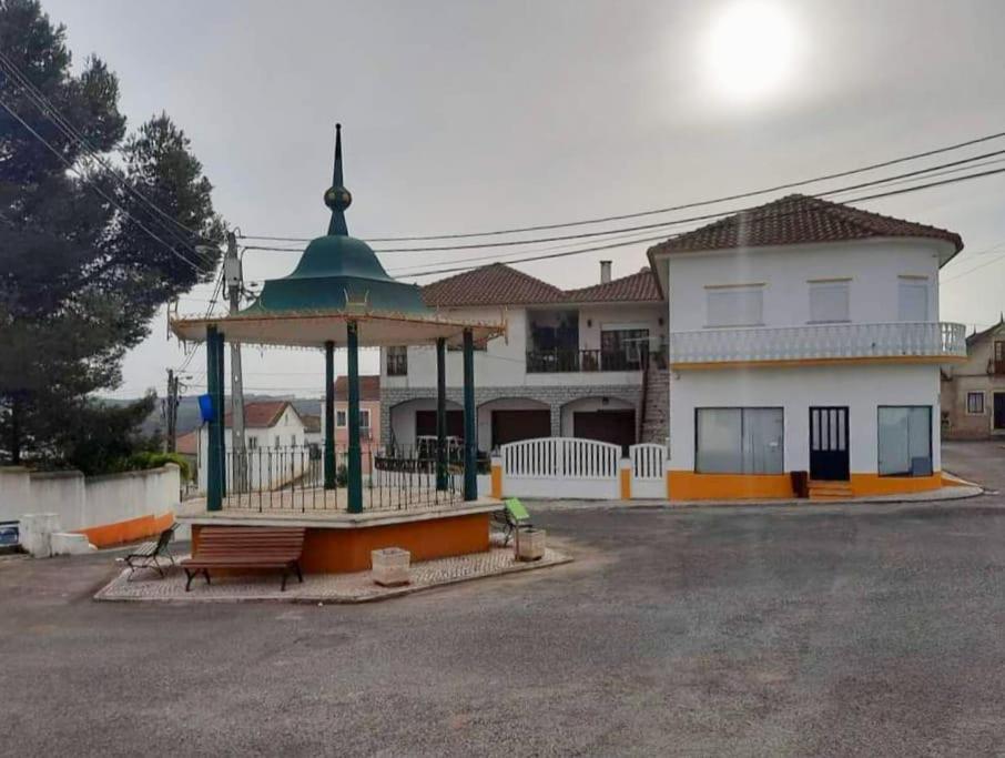 Casa Do Ninho - Entre O Campo E A Praia Cadaval Εξωτερικό φωτογραφία